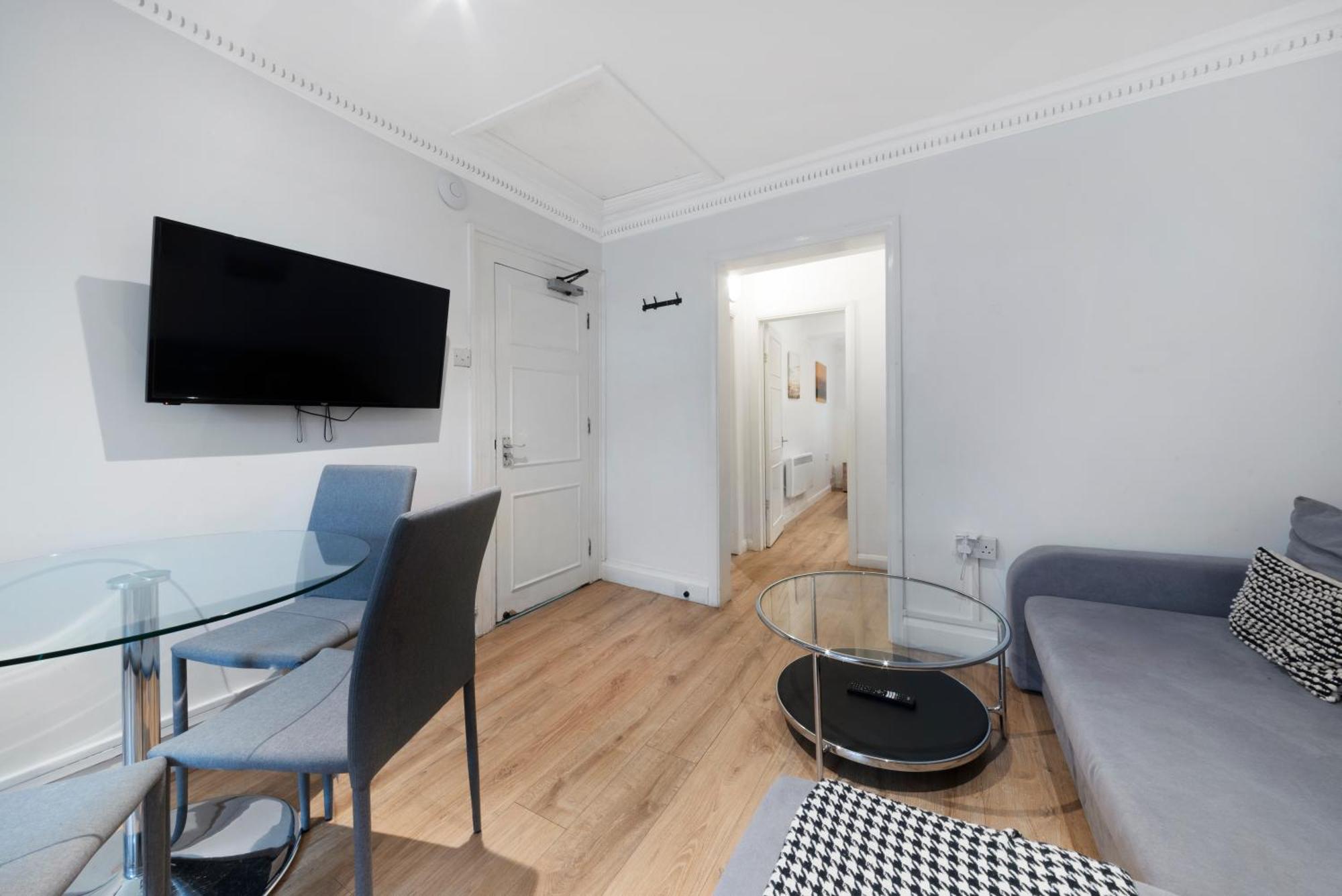 2 Bed Piccadilly Apartment 4 Londra Esterno foto