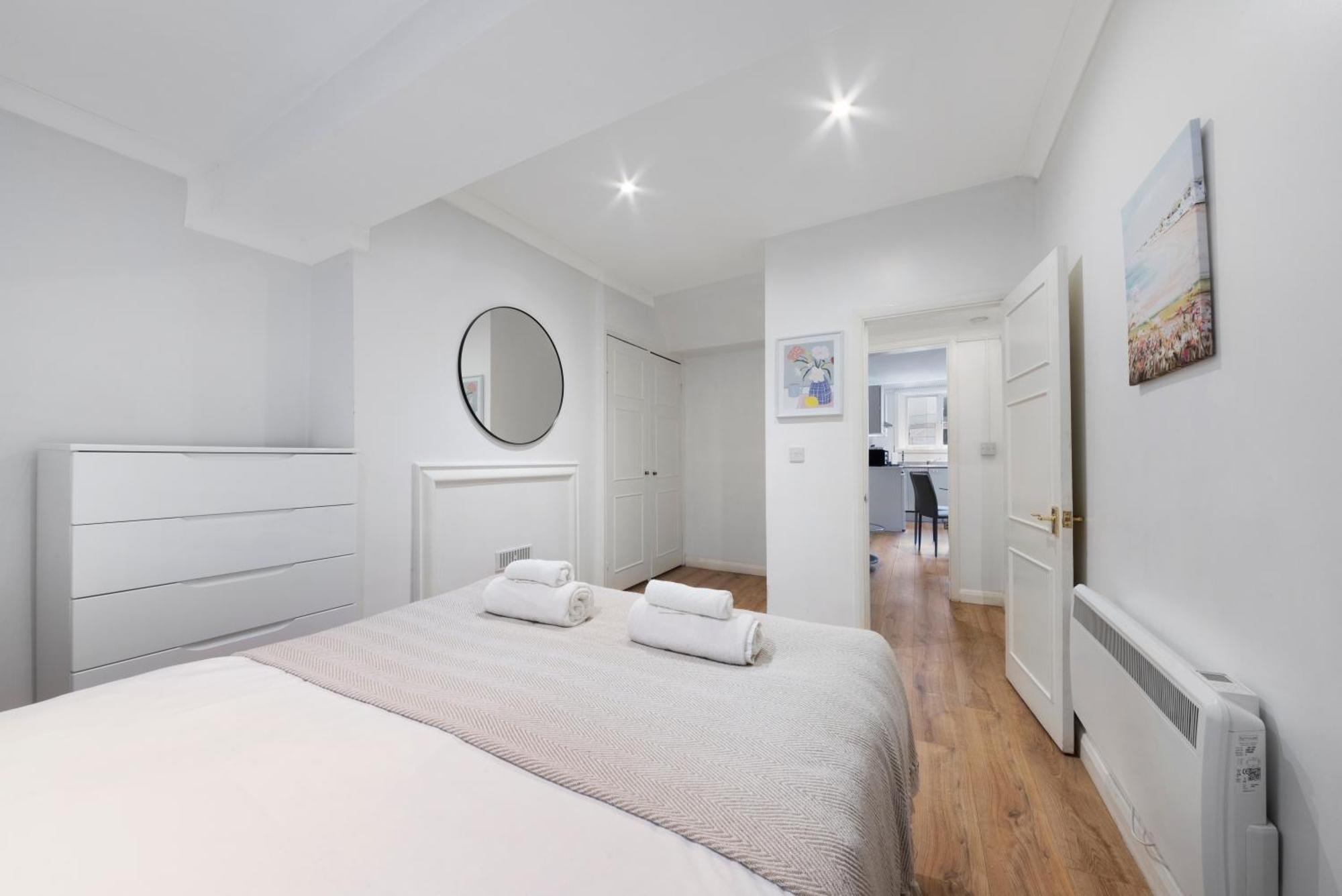 2 Bed Piccadilly Apartment 4 Londra Esterno foto